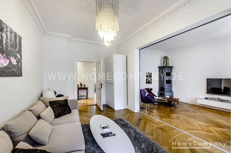 Schöne, hochwertige möblierte 4-Zimmer-Altbauwohnung mit Balkon in Schwabing – 30f2640643c26e3aaf89a128af40b5face891f20.jpg