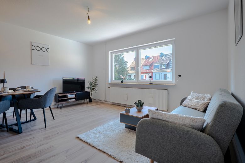 Move in and feel at home – modernized terraced house – Wohnzimmer