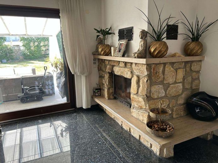 Esclusiva casa residenziale e commerciale con area wellness, camino e grande giardino | 50% commerciale – 99d51b40fa894703a98b4a5b4f5ac4