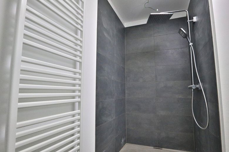 Rain shower, Badausstattung