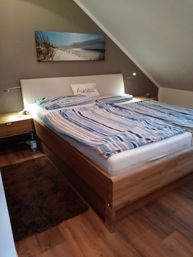 ADOSADO DOBLE TOP de 125 m², hasta 6 habitaciones, SIN comisión – Dachgeschoss