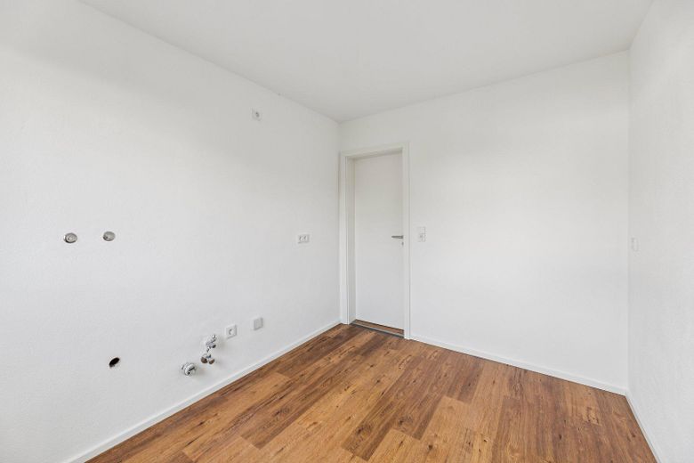 ERSTBEZUG: Erdgeschoss Wohnung 3,5 Zimmer in der Dreifaltigkeit – Küche