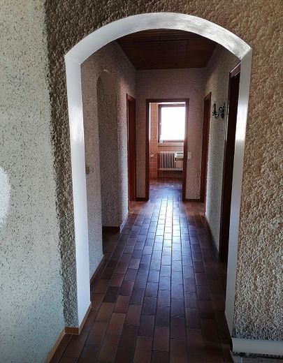 Casa unifamiliare indipendente con appartamento separato – Foto 6