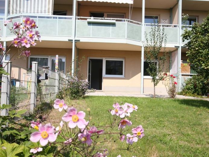 Schöne 2-Raumwohnung mit Mietergarten im idyllischen Birkenpark – Foto 1