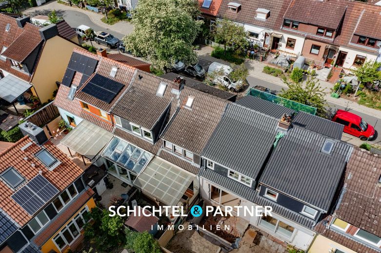 Hastedt | Vermietetes Reihenmittelhaus im beliebten "Klein Mexico" – S&amp;P | Vogelperspektive