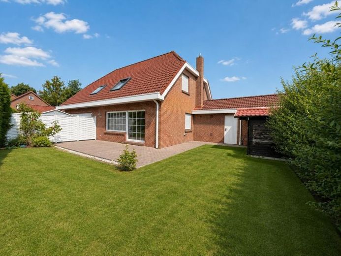 Haushälfte mit Einbauküche in ruhiger Wohnlage! – Foto 1