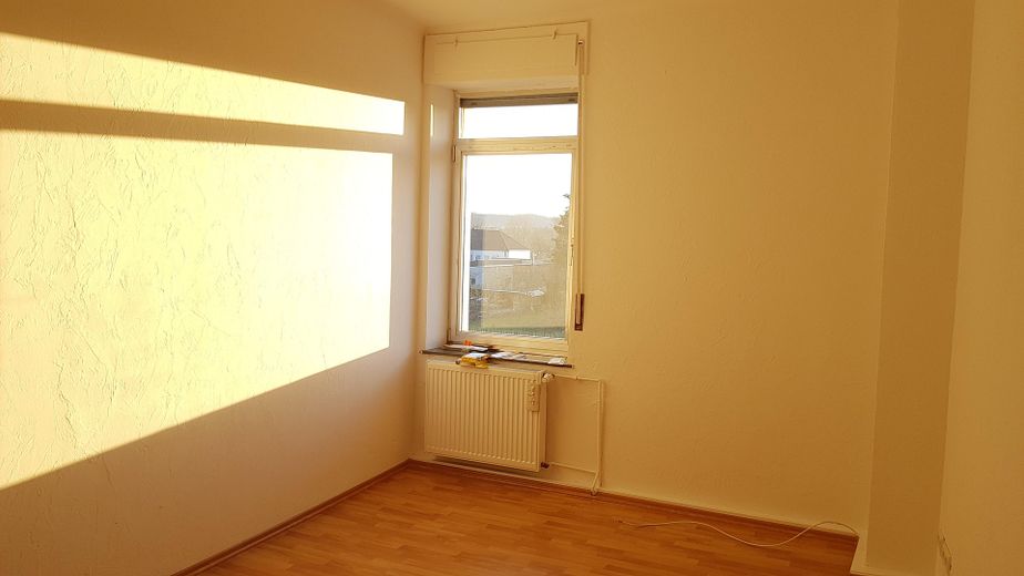 Helle, ruhige 3 Zimmerwohnung, mit Küche, Stellplatz und Garten – Foto 6