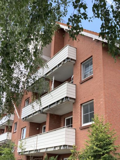 Freie Zweiraumwohnung Wismar Gartenstadt courtagefrei – Aussenansicht