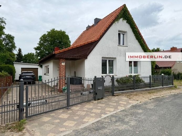IMMOBERLIN.DE - Atrakcyjny dom z ogrodem od strony słońca i budynkiem bocznym do celów mieszkalnych / usługowych – Photo 1