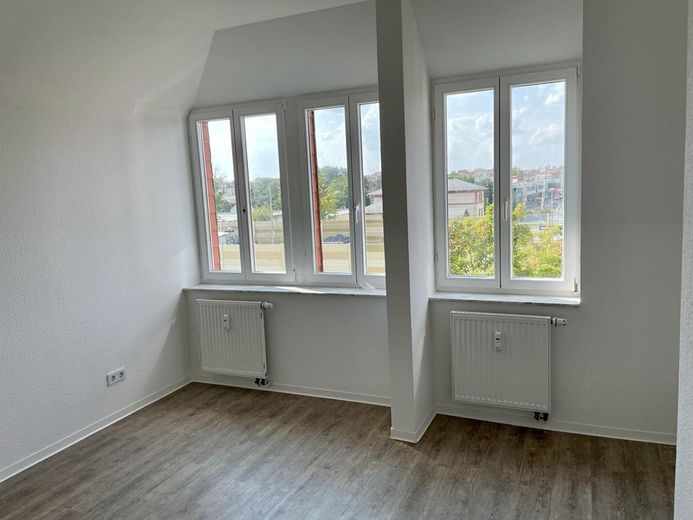Drugie zasiedlenie: Jasne 2‑pokojowe mieszkanie na poddaszu – 5 min. do agra‑Park, 8 min. do Cossi – Foto 3