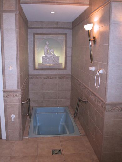 Represäntive Premium-Villa in gefragter Lage von Kolkwitz - VERKAUF IM DIGITALEN BIETERVERFAHREN – Sauna