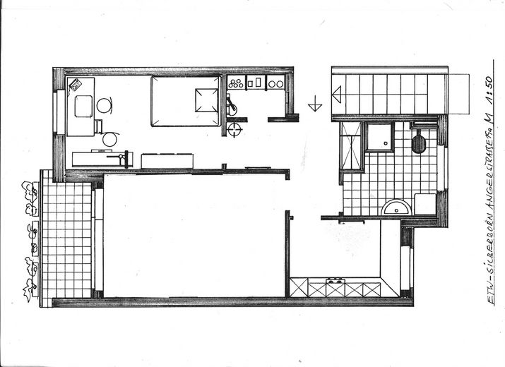 Appartement en copropriété solide de 2 pièces avec loggia et vue imprenable dans un emplacement calme – Grundriss der Wohnung