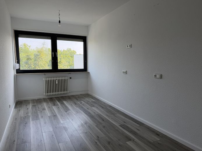 3-Zimmer Wohnung (80qm) mit Balkon in Mainz-Gonsenheim – Küche