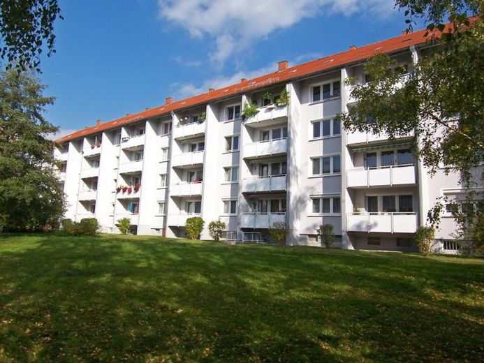 Ampio balcone... appena ristrutturato... nuovo pavimento in vinile... – Foto 1