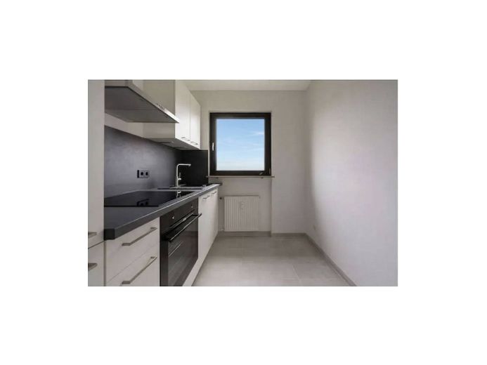 Ici, tout est parfait. | Appartement moderne à louer avec balcon et salle de bains neuve – Photo 15