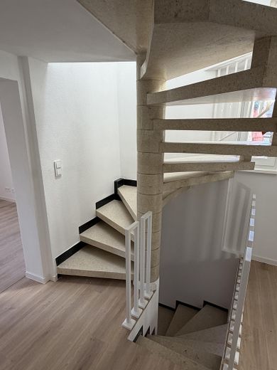 Vallendar zentral "Haus in Haus" - 4 Zimmer 2 Bäder, Küche und Gäste WC – Foto 1
