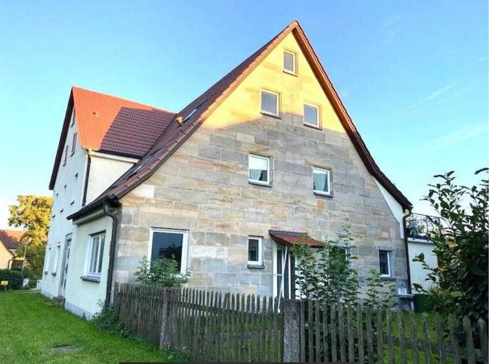 NW-Fassade Sandstein