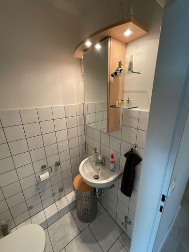 Appartamento di proprietà curato e senza commissioni, con garage – Gäste-WC