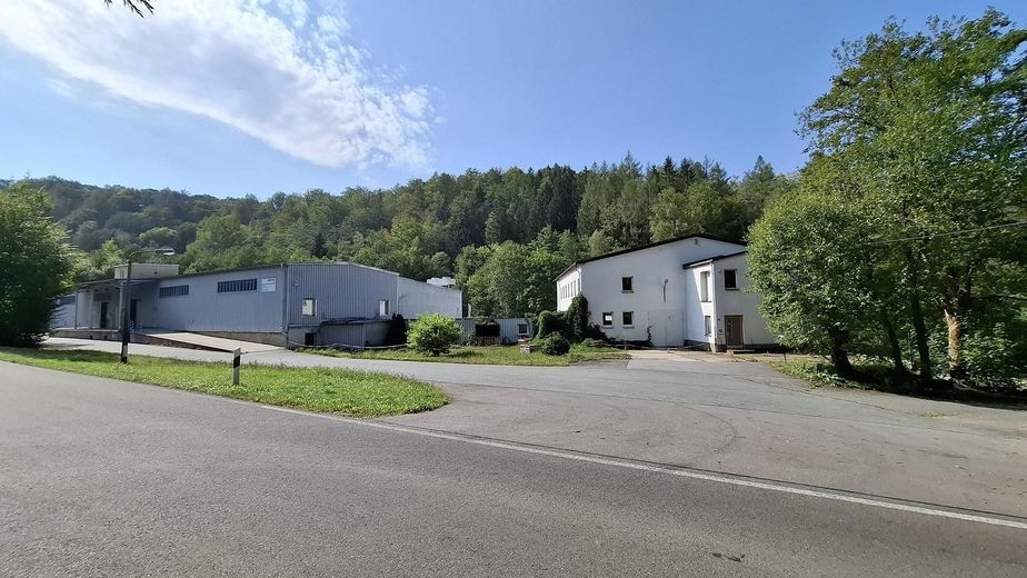 Lagerhalle / Produktion 3200qm mit Büro, Dusche, WC zu verkaufen – Foto 14
