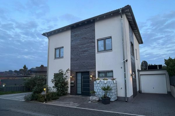 Freistehende Stadtvilla in Premium-Lage