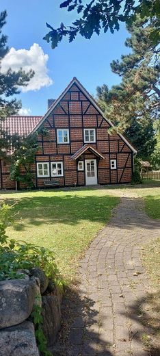 Geräumige Haushälfte auf dem Land – Eingangsbereich