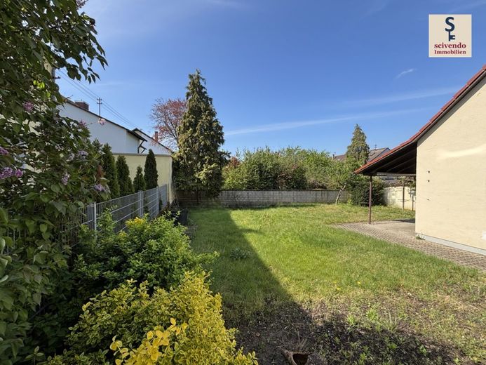 Großes Haus mit Süd-Westgarten in Karlsruhe-Neureut – Garten