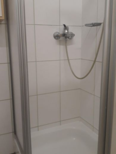 Sprytna kawalerka szuka nowego najemcy – Photo 10