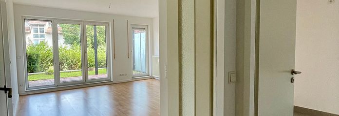 Blick vom Flur in WZ/Küche