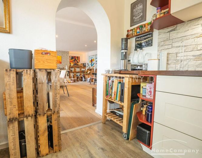 Außergewöhnlicher Designer-Bungalow mit Indoor-Pool, Heimkino  &  Smart-Home in ruhiger Naturlage – 67ee5376128e3bf4c5f7b8c78672c2b7fbdb6e2d.jpg