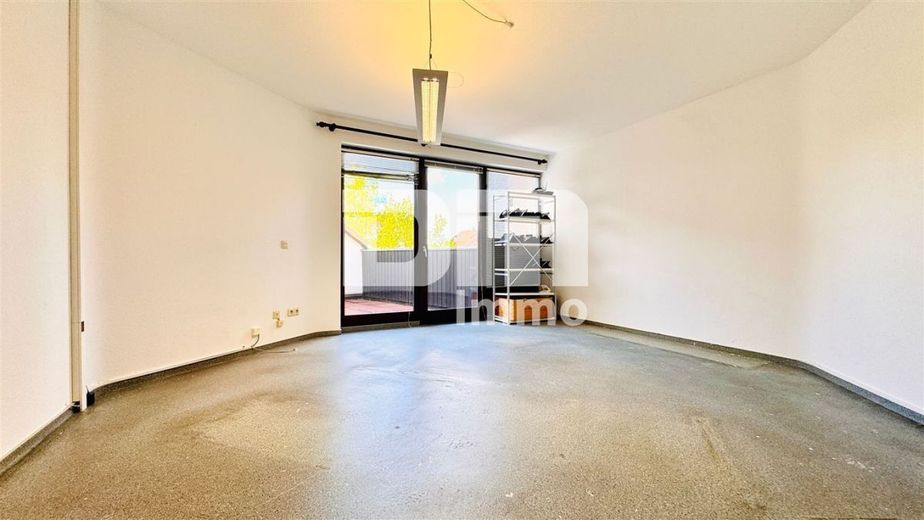 2.OG Raum 2 / Zugang Balkon