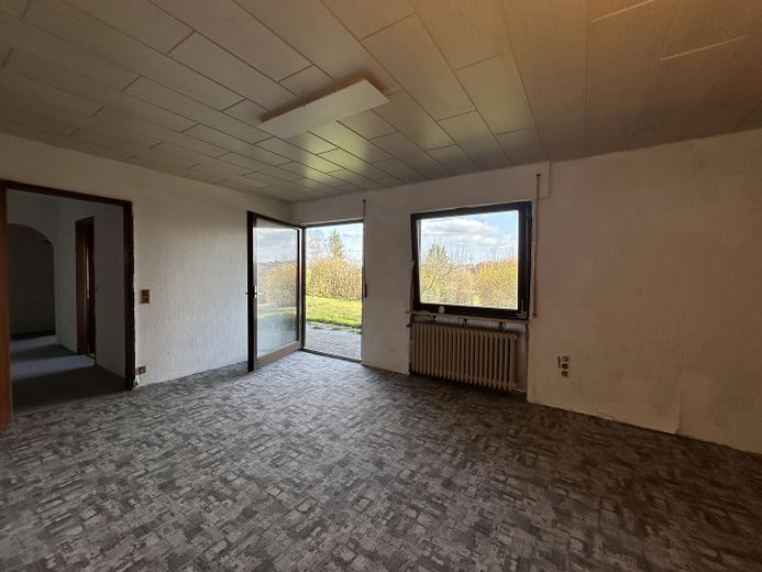 UG - Wohnzimmer
