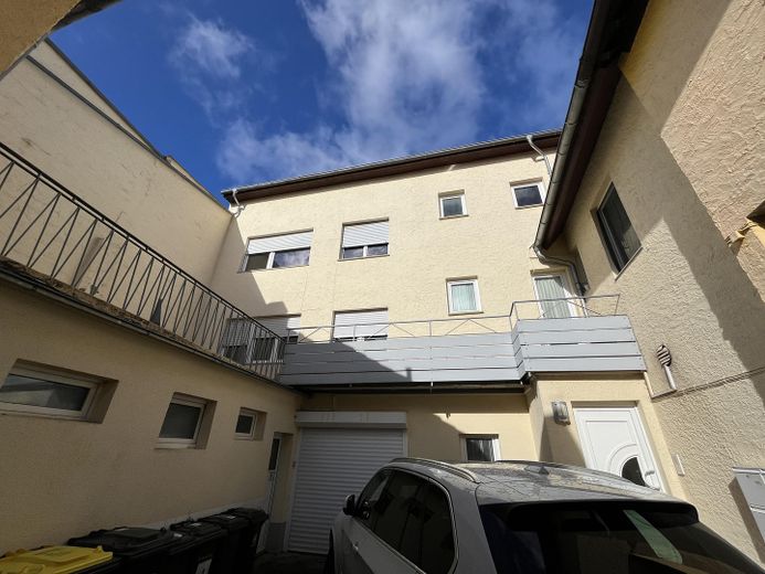 Sanierte 1 Zimmer-Wohnung mit Terrasse in der Altstadt – Außenansicht