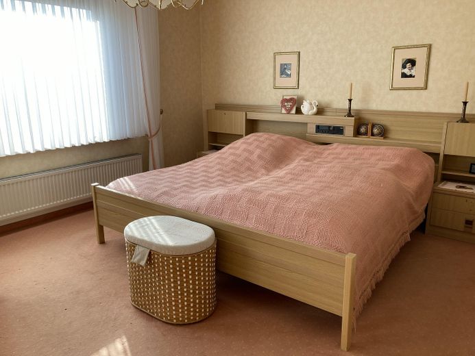Charming detached house with a large garden in a quiet location on the edge of the forest (Wieterwald) – Schlafzimmer