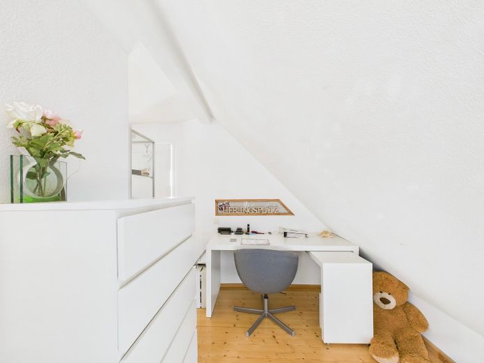 Büroplatz DG