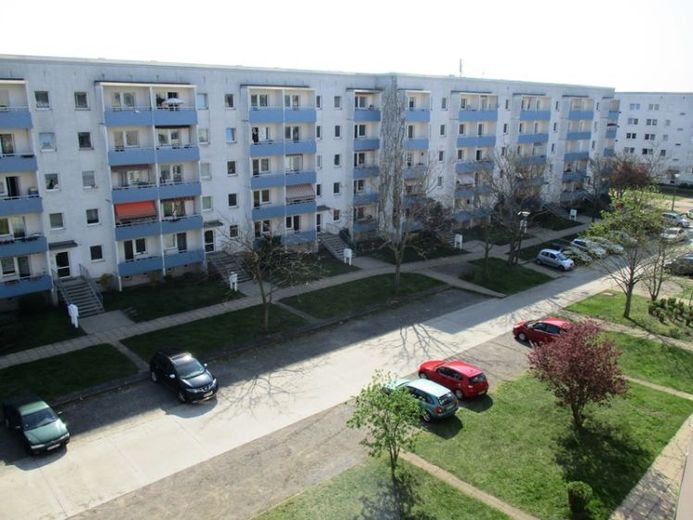 großzügige 2 Zimmer Wohnung mit Balkon – Foto 1