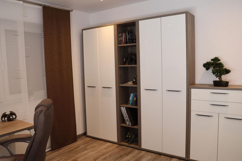 Büro / Kinderzimmer