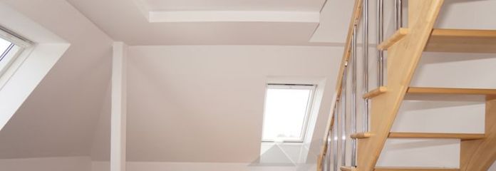 Romantico appartamento monolocale con ripostiglio e fantastico bagno illuminato dalla luce naturale a Penig