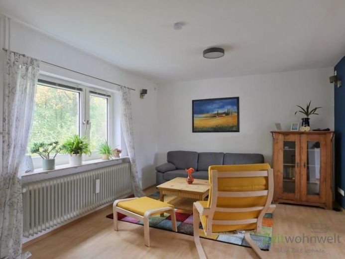 (EF1211_M) Kassel-Stadt: Niederzwehren, möbliertes Reihen-Endhaus mit Garten – Foto 1