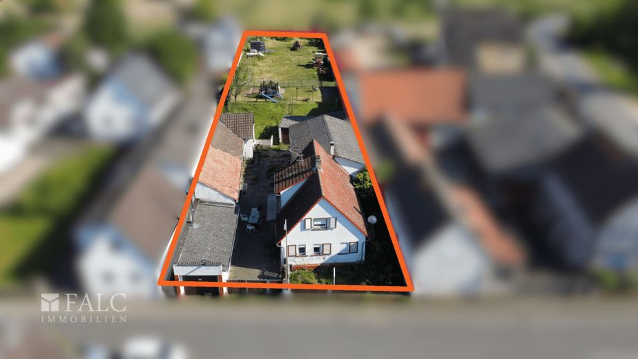 AUFGEPASST!!! 1.942 m² großes Grundstück mit Altbebauung in Bensheim!!!!!! – Gesamtgrundstück von Straße