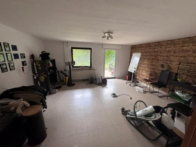 Modernisiertes Reihenendhaus in Toplage Cronenberg – UG Hobbyraum