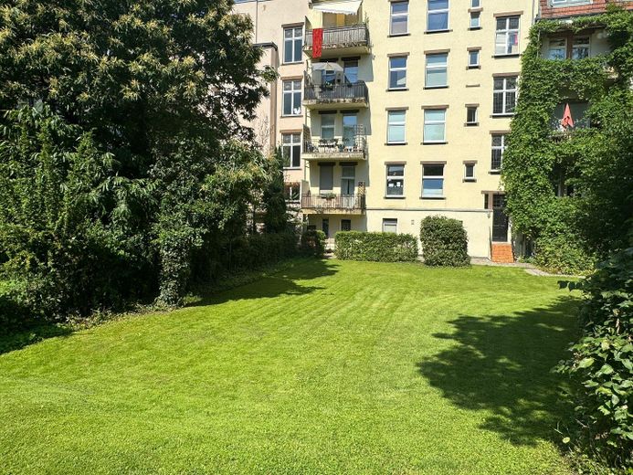 At Staden: An exclusive townhouse with 110 sqm on a well-maintained private street – Grünruhezone