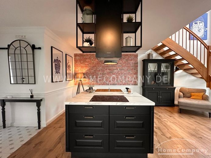 NUOVA COSTRUZIONE
Appartamento maisonette moderno e arredato con gusto, con terrazza – 0d5a3e57a29bd8b6d21430a097b968987d126ff7.jpg