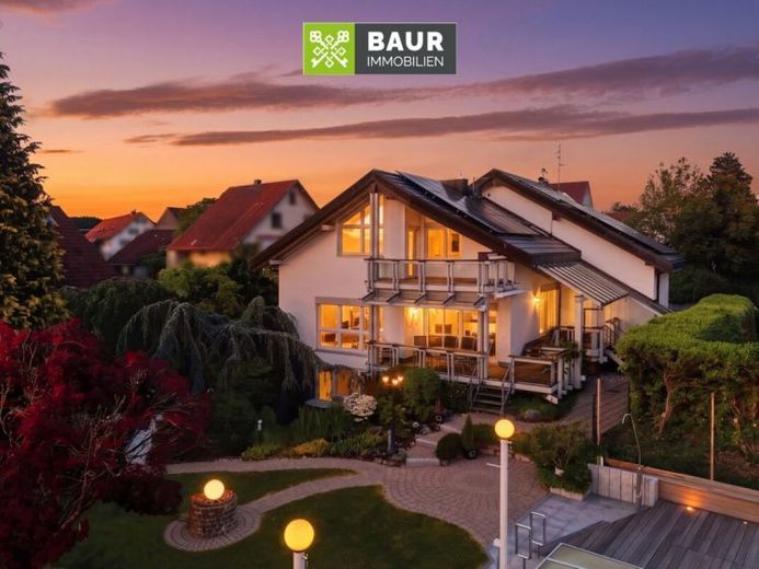 360° | Hochwertige Familienvilla mit Pool und herrlichem Garten in Friedrichshafen – Foto 1