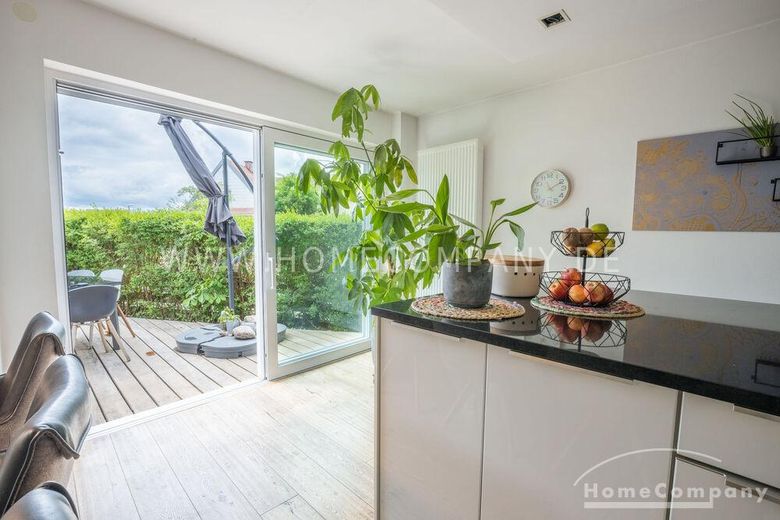 Wohnen im Grünen – Befristete Vermietung: Stilvolles Einfamilienhaus mit Garten  &  Terrasse in Olching – d2eea669f42ef23e3a8edb3673df6227ec778d3e.jpg