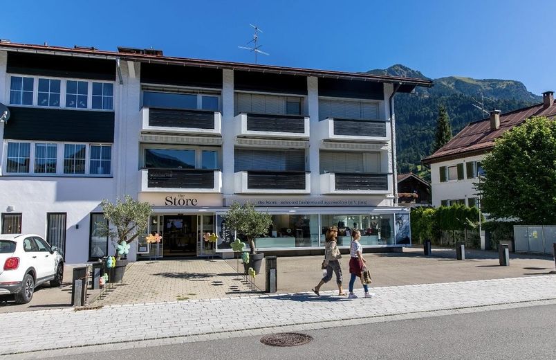 Immobile commerciale top in posizione ad alta frequentazione di Oberstdorf – Photo 1