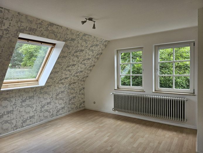 Bauernhaus mit bezauberndem Garten – Zimmer 1 DG