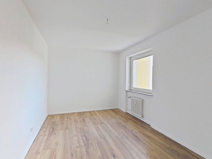 ++ TYLKO Z WBS! Wyremontowane mieszkanie 3-pokojowe z balkonem  ++ – Ansicht I: Schlafzimmer