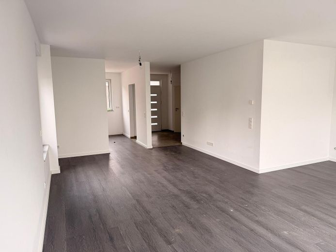 Neubau Reihenendhaus mit Garten in Rommerskirchen-Oekoven – Einziehen & Wohlfühlen! PROVISIONSFREI – Foto 24