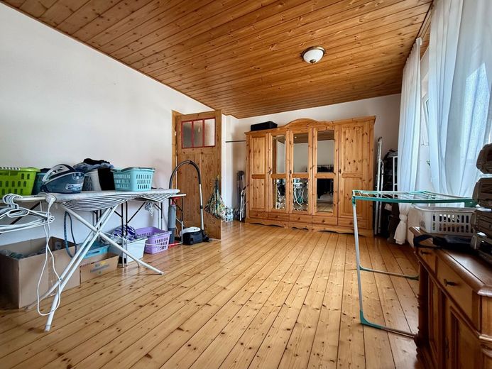 Fröndenberg/Ruhr: Altbau-ETW mit Charme und großen Räumen - Einfach riesig! – Kinderzimmer