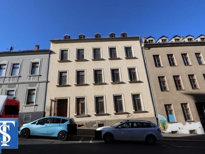 Objekt-Nr.: 124/21 - Mehrfamilienhaus mit Öfen im Zentrum von Plauen wartet auf Sanierung – Foto 1